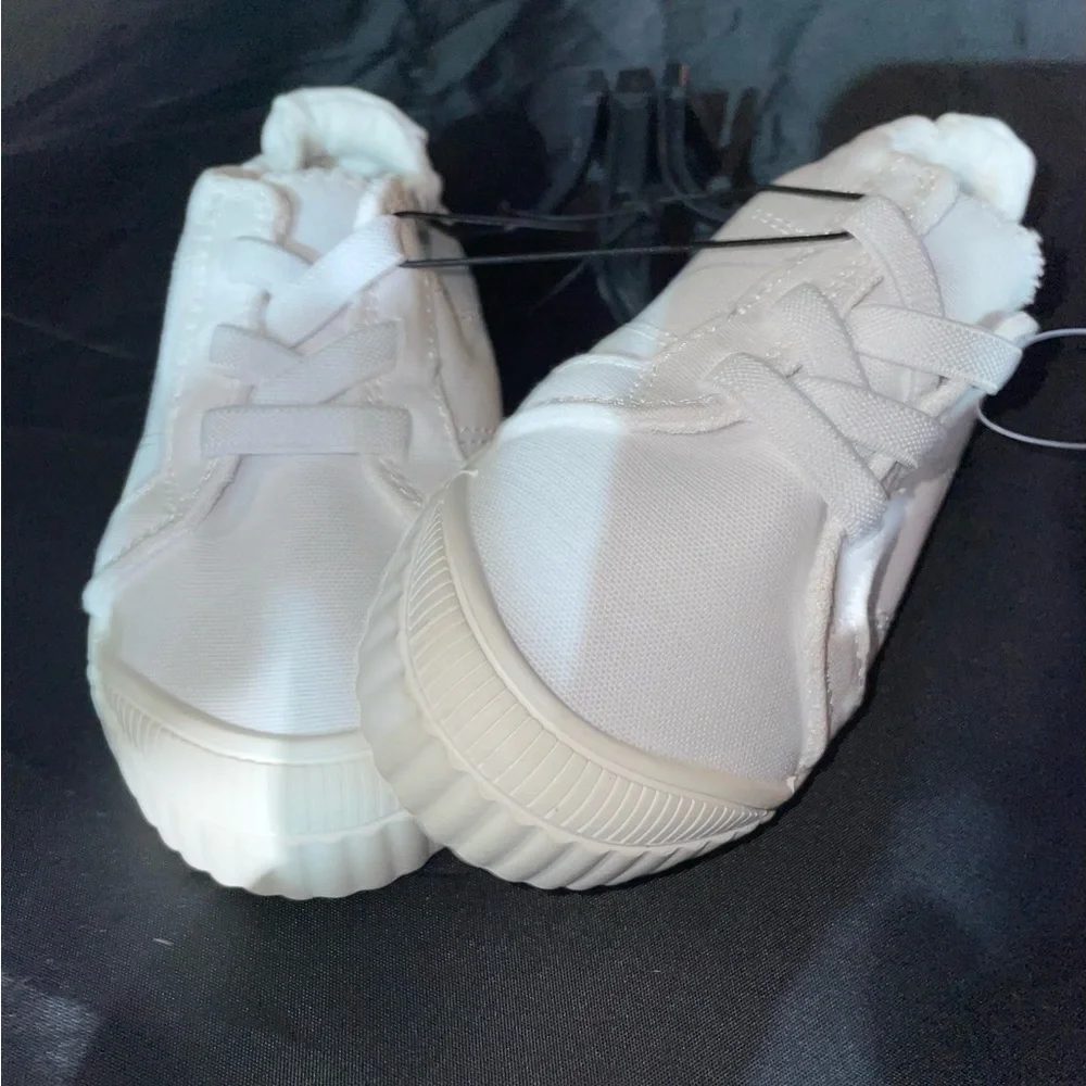 Kids unisex white sneakers, slip on tennis shoes various sizes
